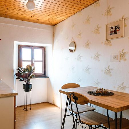 Apartment Valetovi Štanjel Exteriér fotografie