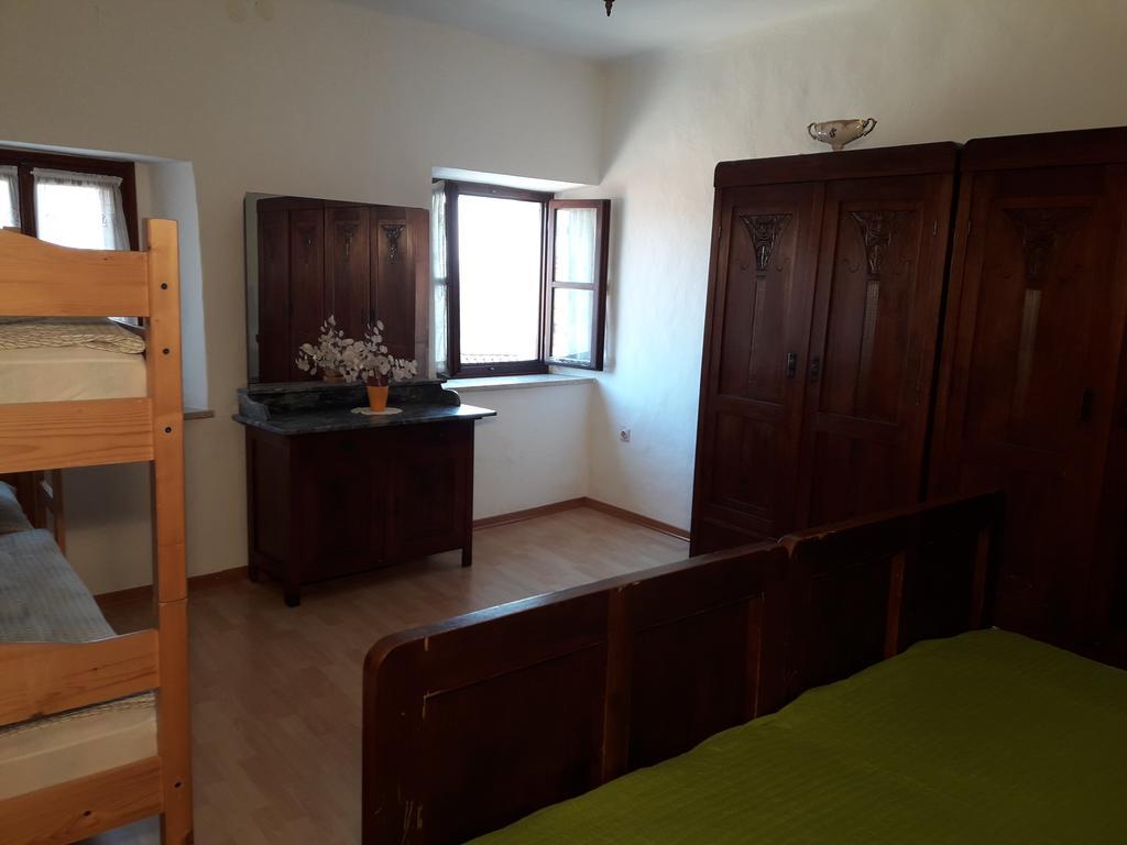 Apartment Valetovi Štanjel Exteriér fotografie